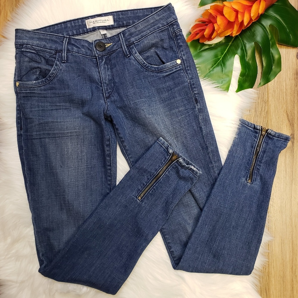 Habitual Everclear Ankle Zipper Skinny Jeans - Picture 1 of 6